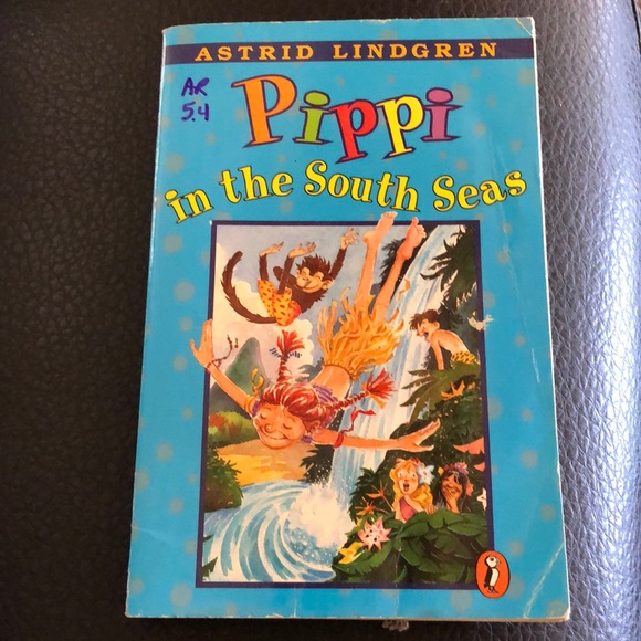 Children’s Chapter Book - Picture 1 of 2